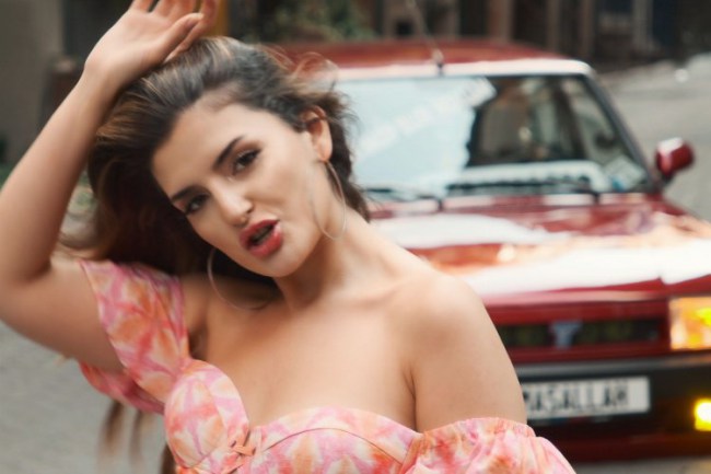 Begüm Polat'ın yeni klibine yoğun ilgi