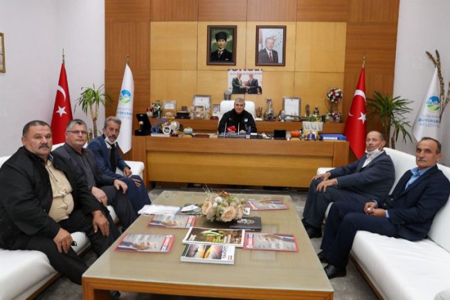 Sakarya Büyükşehir Belediye Başkan Yüce, muhtarlarla buluştu