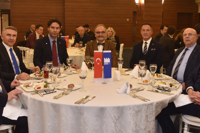 Bursa'da Makine Üreticileri gala yemeğinde buluştu