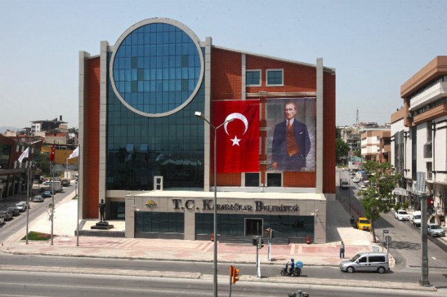 İzmir Karabağlar Belediyesi'nde ödemeler mobil uygulamadan