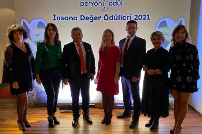 ‘İnsana Değerde Liderlik Büyük Ödülü' ESBAŞ'ın oldu