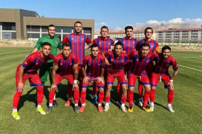 Niğde Anadolu FK ligin dibine demir attı