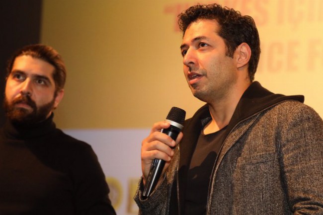 Mert Fırat: "Heyecanın peşine düşmüş yönetmen"