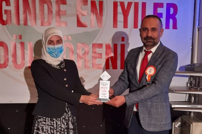 Kütahya Belediye Başkanı Işık'a 'En İyiler' ödülü