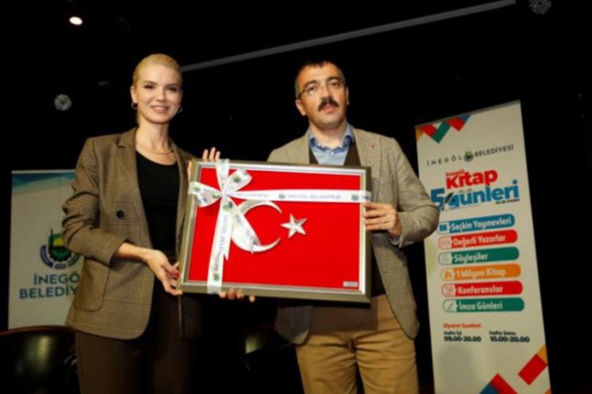 Bursa İnegöl'de final 'Pelin Çift' ile yapıldı