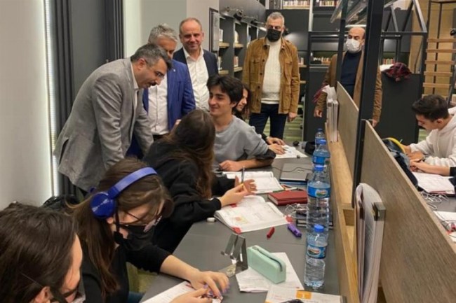 Bursa Yıldırım'da 9 ayda 100 bin 'uyumayan' ziyaretçi