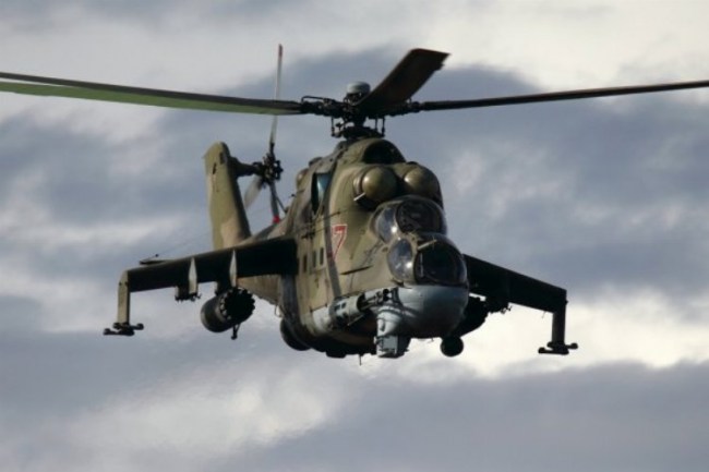 Azerbaycan'da askeri helikopter düştü!