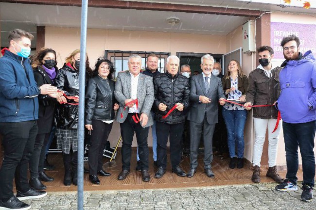 Bursa Nilüfer'den üreten kadınlara destek