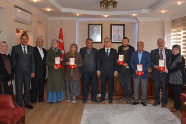 KKTC'den gazilere madalya