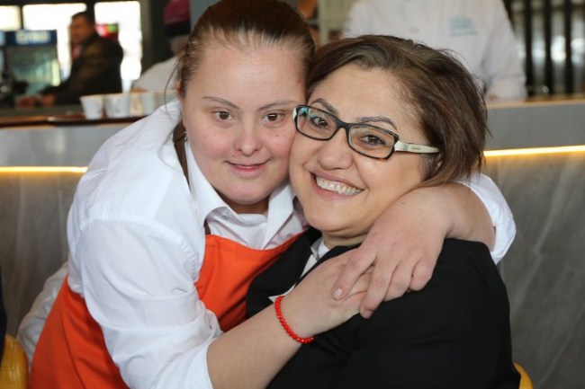 Başkan Şahin'den "Önce insan" mesajı