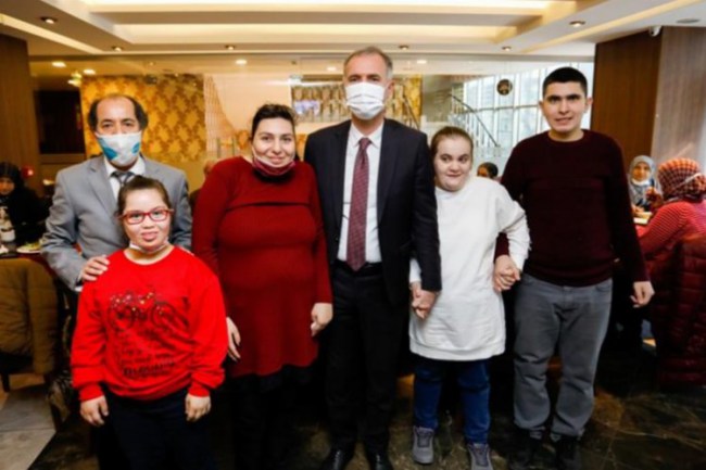 Bursa İnegöl'de engelli öğrenciler için kahvaltı