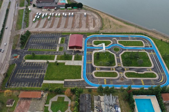 Kocaeli'nde çocuklar trafiği parklarda öğreniyor