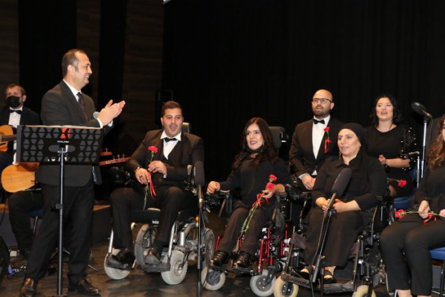 Engeller müzikle aşıldı