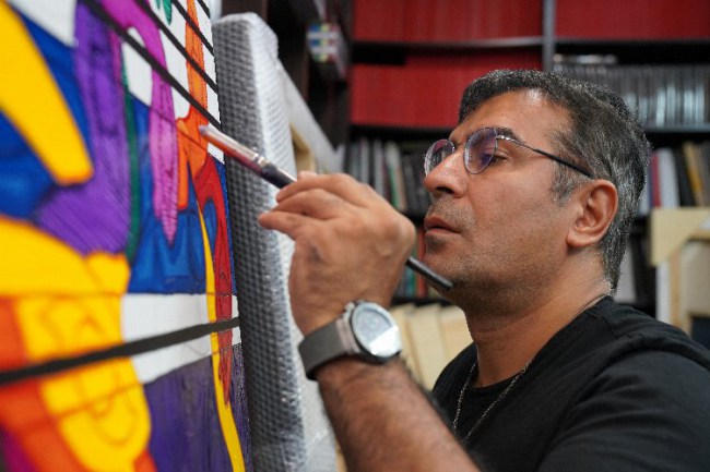 Ahmet Güneştekin, Dubai'de sergi açıyor