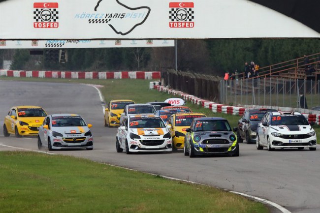 Körfez'de pistin tozunu attılar