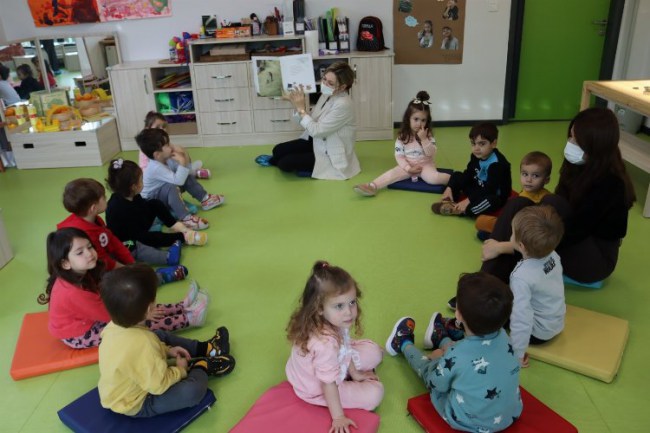 Kocaeli İzmit Çınar Çocuk Evi'nde kış teması