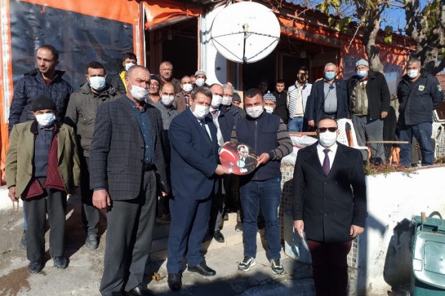 Manisa'da muhtar ziyaretleri devam ediyor