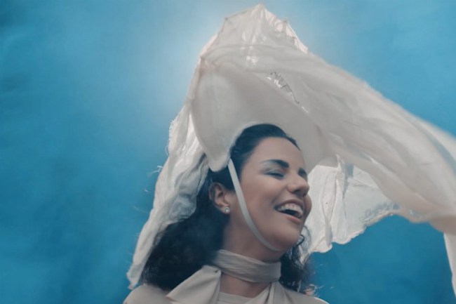 Duygu Soylu'dan üçünü klip