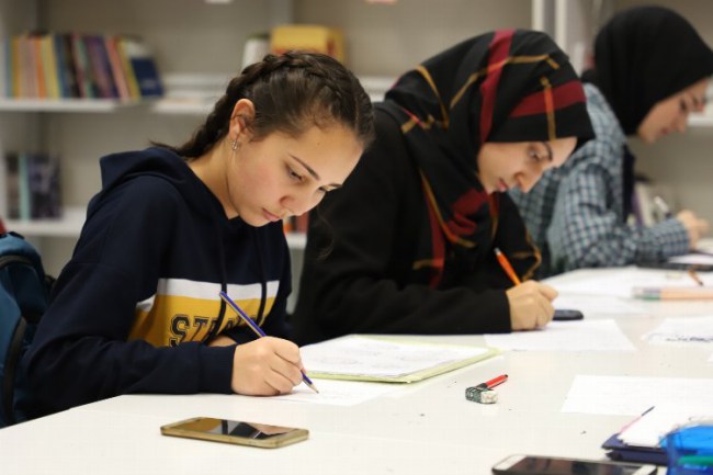 Kocaeli genç yazarlarını yetiştiriyor