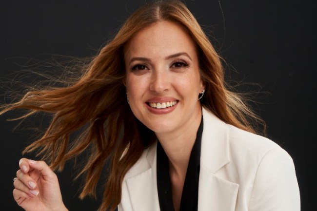 Pandemi Simge Fıstıkoğlu'na yaradı!