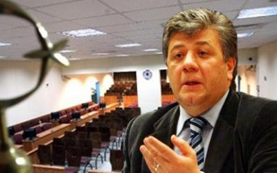 Cumhuriyet yazarları Ereğli?de okurlarıyla buluşuyor