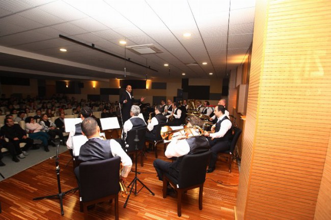 Sakarya'da sağlık çalışanlarına vefa konseri