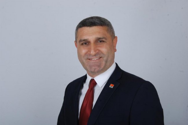 CHP'li Aydemir: "Ülkemize bit pazarı muamelesi yapılıyor"