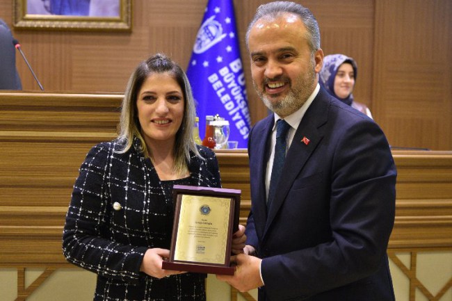 Bursa'da örnek vatandaşlar ödüllendirildi