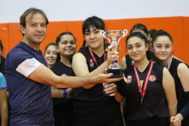 Genç Kızlarda Şampiyon takım belli oldu