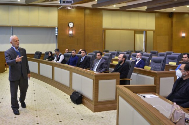 Bursa'da ‘Mevlana ve mevlevilik' konuşuldu