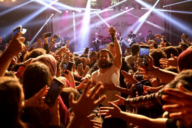 Koray Avcı Gaziantep'in kurtuluşunu kutladı