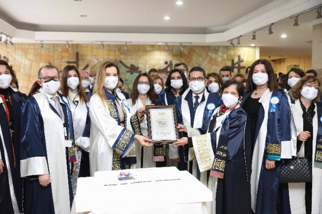 DEÜ, Araştırma Üniversitesi beratını aldı