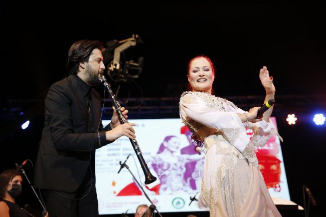 'Balkan'lara Candan Erçetin ve Serkan Çağrı'lı kapanış