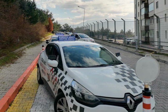 Ehliyet fiyatları 3250 TL oldu
