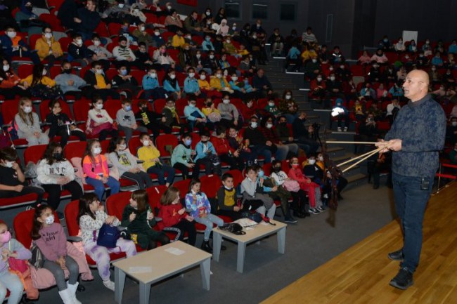 Bursa'da Kukla ve Gölge Oyunları Festivali'ne güleryüzlü final