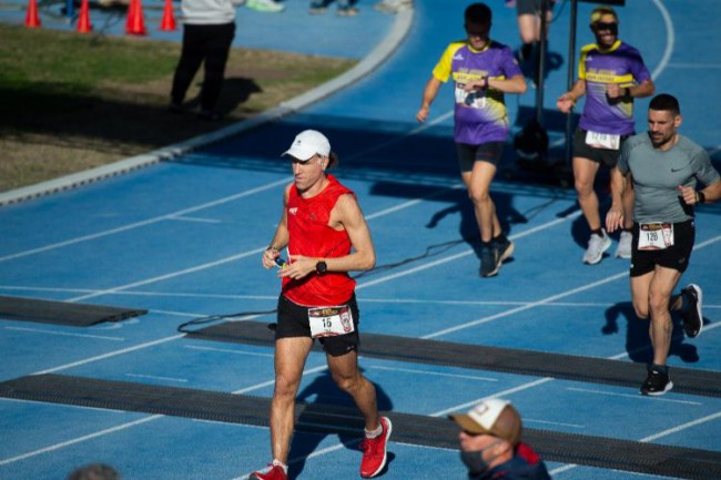 Salomon Türkiye atleti Çelikbaş Barcelona'da üçüncü oldu