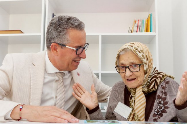 İzmir Gaziemir'de yaş alma hizmetleri başladı