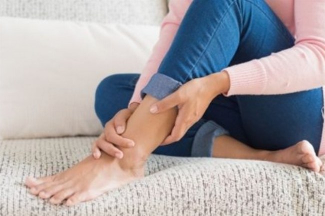 Ayak uyuşmasında Nörolojiye başvurulmalı