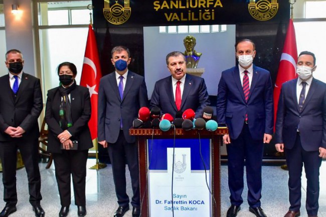 Bakan Koca: "Dünya genelinde Omicron baskın varyant"