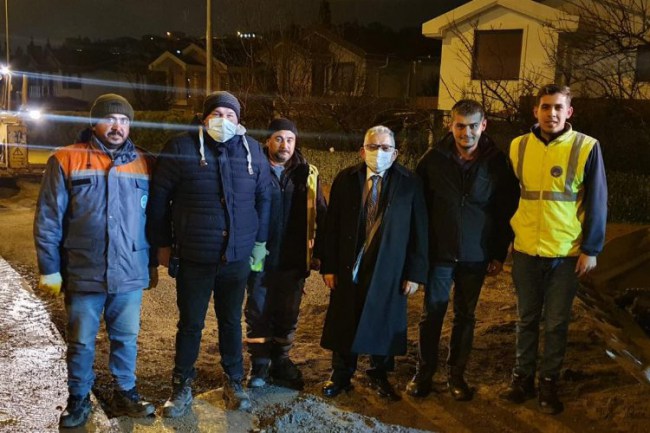 Başkan Büyükkılıç gece gündüz yatırımları denetliyor