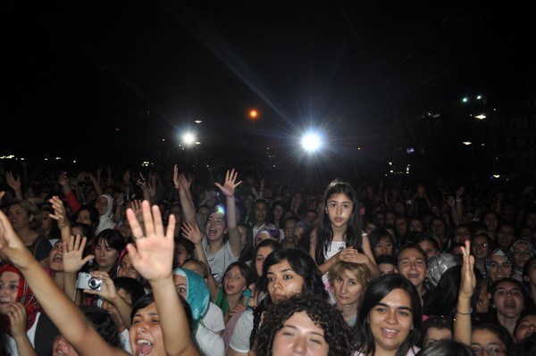 Festivalde polise tam not..