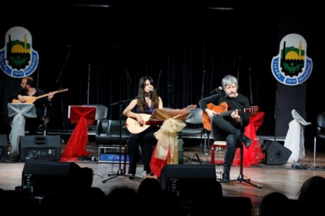 Bursa İnegöl'de Gençlik Korosu ve Ayfer Vardar Konseri