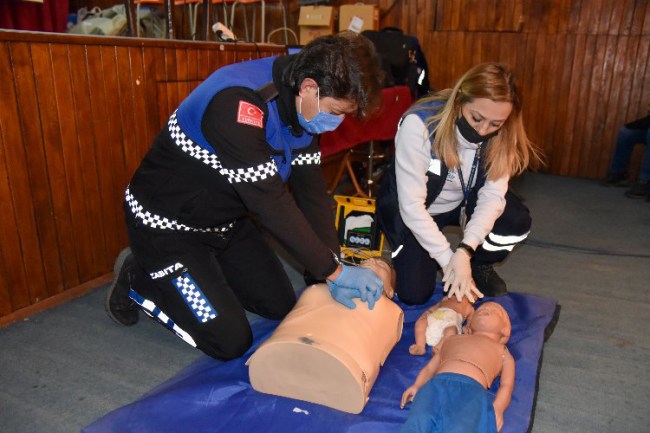 Milas Belediyesi'nde ilk yardım eğitimi