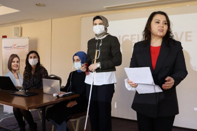 Kocaeli İzmit'te ‘Engellilik ve İletişim' üzerine söyleşi