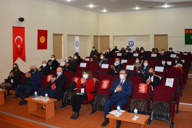 EÜ'de 1. Bilim Şenliği ‘Lisansüstü Tez Buluşmaları yapıldı