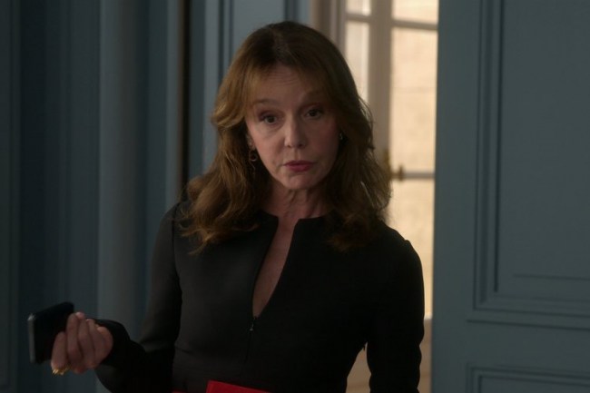 Emily in Paris'te Samsung teknolojisi