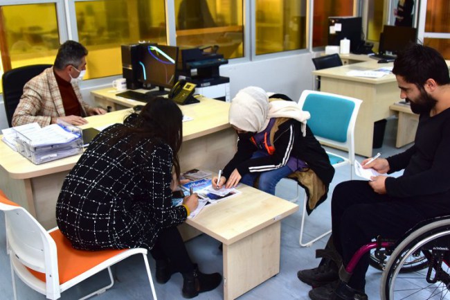 Malatya'da E-KPSS kurslarından 500 engelli vatandaş istihdam edildi