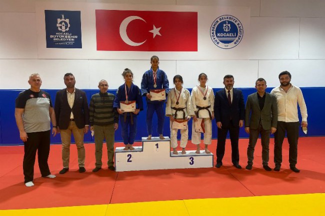 Judocular iller arasında Kocaeli'nde temsil edecek