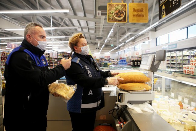 Sakarya Büyükşehir'de yılbaşı için raf denetimi