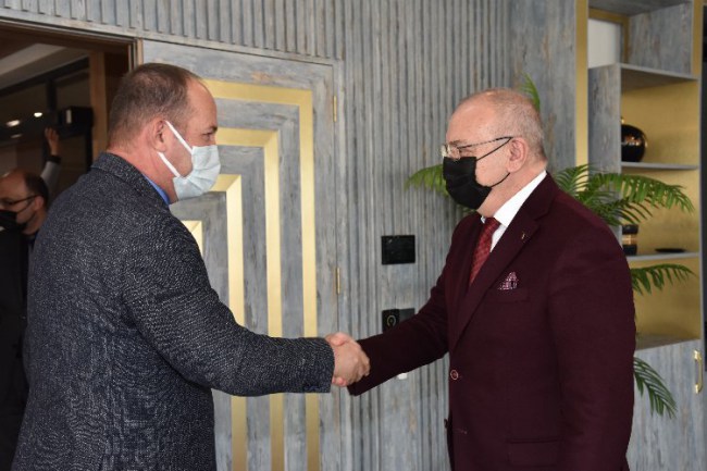 Yunusemre Kaymakamı Kantay'dan, Manisa Büyükşehir'e ziyaret